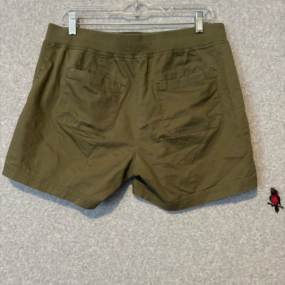Chaps Women's Medium Cargo Shorts Olive Green Elastic Drawstring‎ Waist Gorpcore